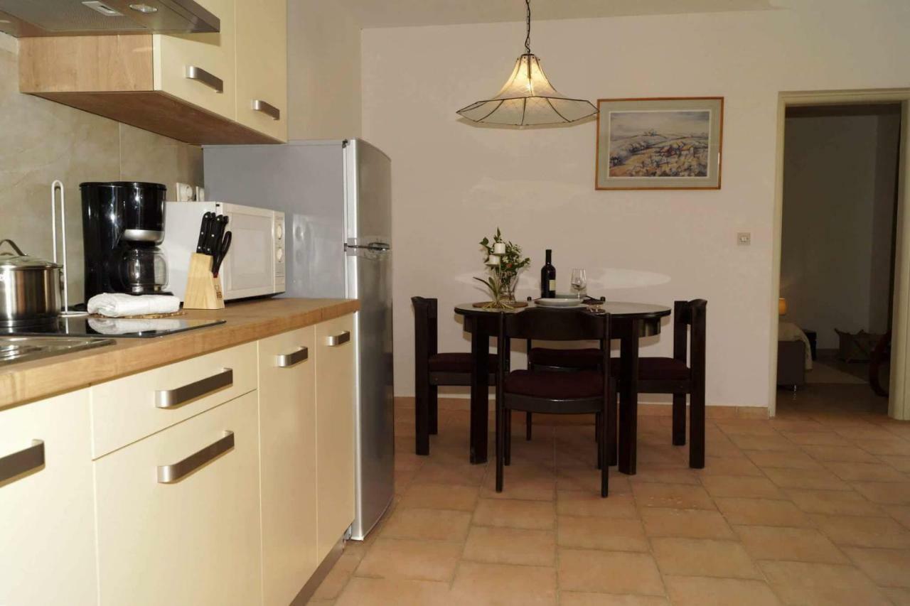 Apartman Eric Pula Exterior photo