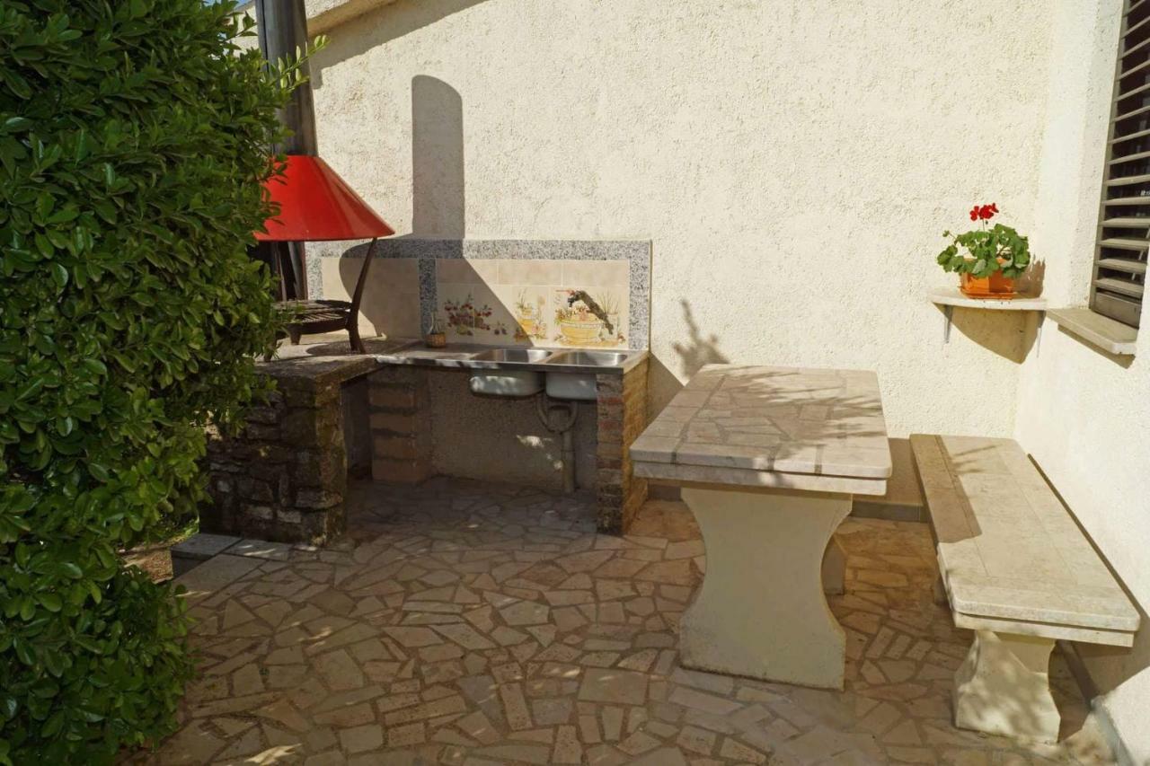 Apartman Eric Pula Exterior photo